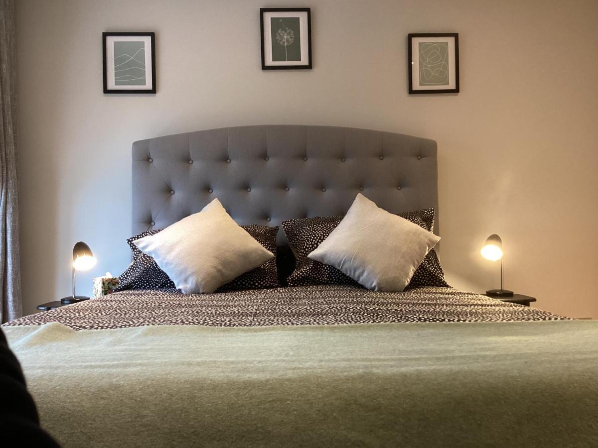 The Viewpoint, 2 Bedroom Apartment In クリフ エクステリア 写真